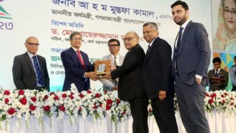 টানা দশবারের মতো বিএটি বাংলাদেশের সেরা করদাতার পুরস্কার অর্জন