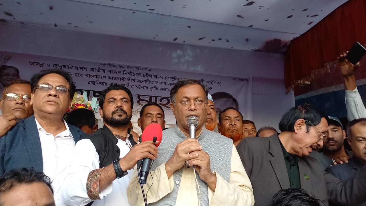 নির্বাচনী জোয়ারে বিএনপির নেতা-কর্মী সমর্থকরাও শামিল হয়েছে : তথ্যমন্ত্রী