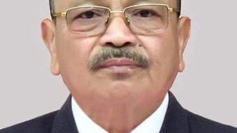 বঙ্গবন্ধুর সমাধিতে শ্রদ্ধা নিবেদন ও পার্বত্যবাসীর প্রতি কৃতজ্ঞতা প্রকাশ করেন পার্বত্য প্রতিমন্ত্রী কুজেন্দ্র লাল ত্রিপুরা এমপি