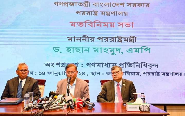 নানা দেশের নানা মতের সবাইকে নিয়ে একসাথে কাজ, নির্বাচন নিয়ে চাপ নেই : পররাষ্ট্রমন্ত্রী