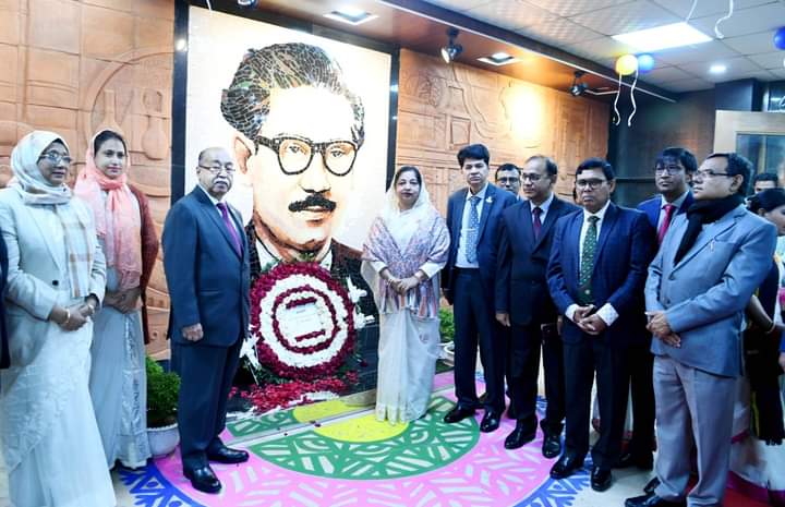 গার্মেন্টস এর ন্যায় চামড়া শিল্পেও রপ্তানি প্রণোদনা——- শিল্পমন্ত্রী