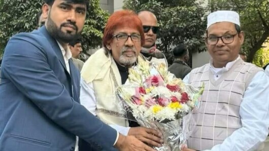 নাটোর ৪ এর নব নির্বাচিত এমপির সাথে ব্যবসায়ী মোখলেসুর রহমান মিন্টুর শুভেচ্ছা বিনিময়-