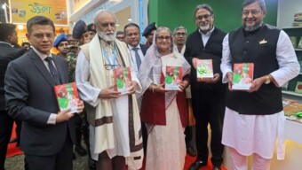 ভাষা সাহিত্য সংস্কৃতিকে এগিয়ে নিয়ে যেতে হলে যুগের সঙ্গে তাল মিলিয়ে চলা উচিত মন্তব্য করে : প্রধানমন্ত্রী