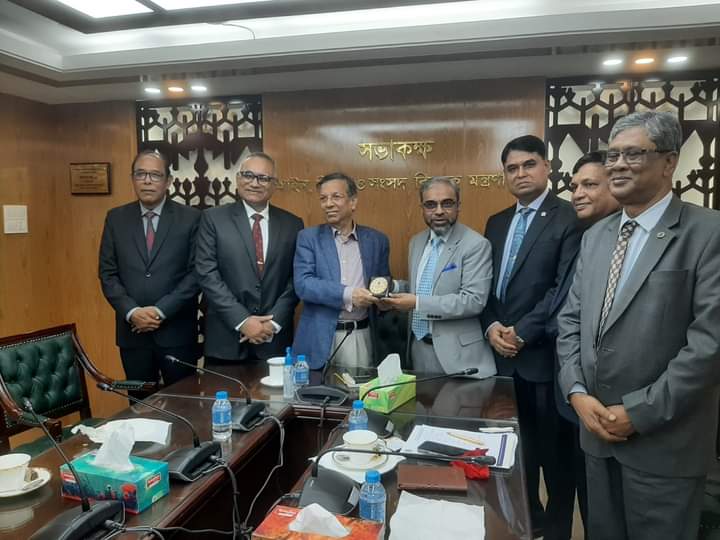 এআই বিষয়ক আইন করার উদ্যোগ নিয়েছে সরকার: আইনমন্ত্রী
