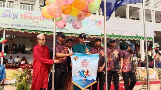 নদীমাতৃক বাংলাদেশকে ধরে রাখার জন্য বিআইডব্লিউটিএ’র কর্মকর্তা কর্মচারীরা নিরলসভাবে কাজ করে যাচ্ছে-নৌপরিবহন প্রতিমন্ত্রী