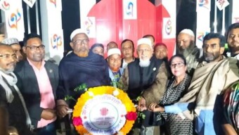 ভাষা শহিদদের প্রতি শ্রদ্ধা জানালেন ধর্মমন্ত্রী ফরিদুল হক খান