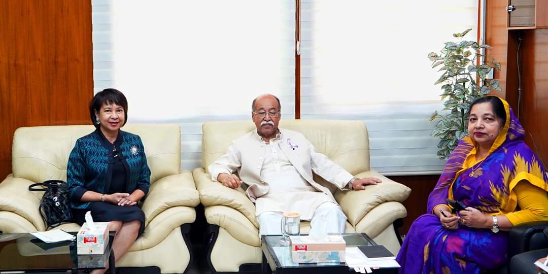 শিল্পমন্ত্রীর সাথে থাই রাষ্ট্রদূতের সৌজন্য সাক্ষাৎ