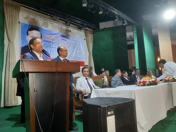 গুণীজনকে সঠিক মর্যাদা দিতে হবে : আইনমন্ত্রী