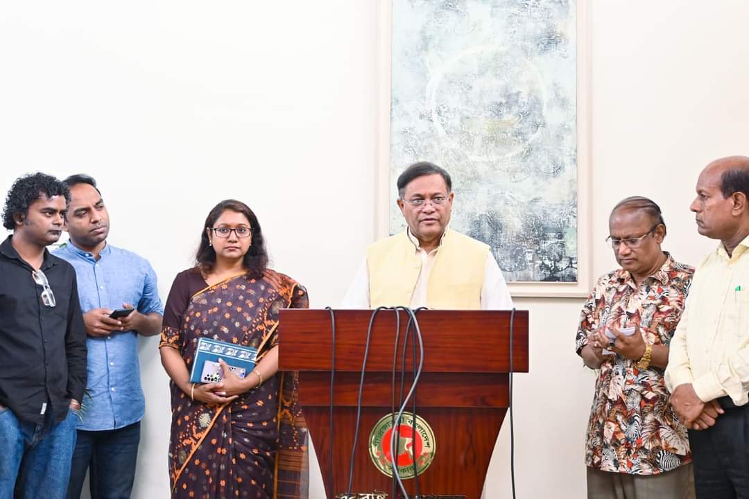 গাজা হত্যাযজ্ঞে নিশ্চুপ শান্তিতে নোবেলজয়ী ড. ইউনূস ইসরায়েলির পুরস্কার নিয়ে গণহত্যার পক্ষ নিয়েছেন : পররাষ্ট্রমন্ত্রী