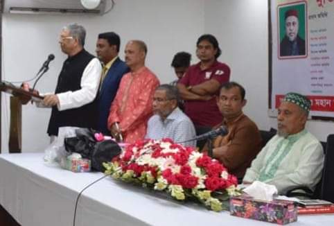মুক্তিযোদ্ধাদের পাশাপাশি রাজাকারদের তালিকা করতে হবে। -বাহাউদ্দীন নাসিম
