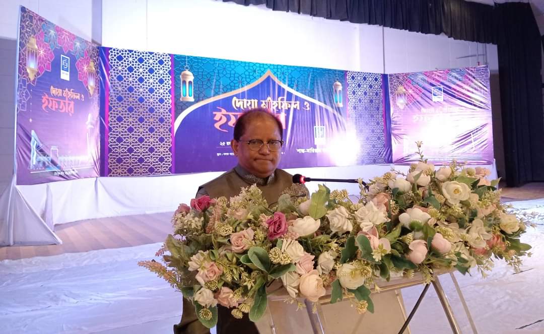 রাজধানীর গলফ গার্ডেন আর্মি গলফ ক্লাবে শান্ত-মারিয়াম ফাউন্ডেশন পরিবারের দোয়া ও ইফতার অনুষ্ঠিত