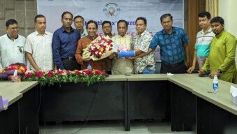 কেন্দ্রীয় পূজা কমিটির নতুন সাধারণ সম্পাদক সন্তোষ শর্মাকে কক্সবাজার সনাতনী সম্প্রদায়ের সংবর্ধনা