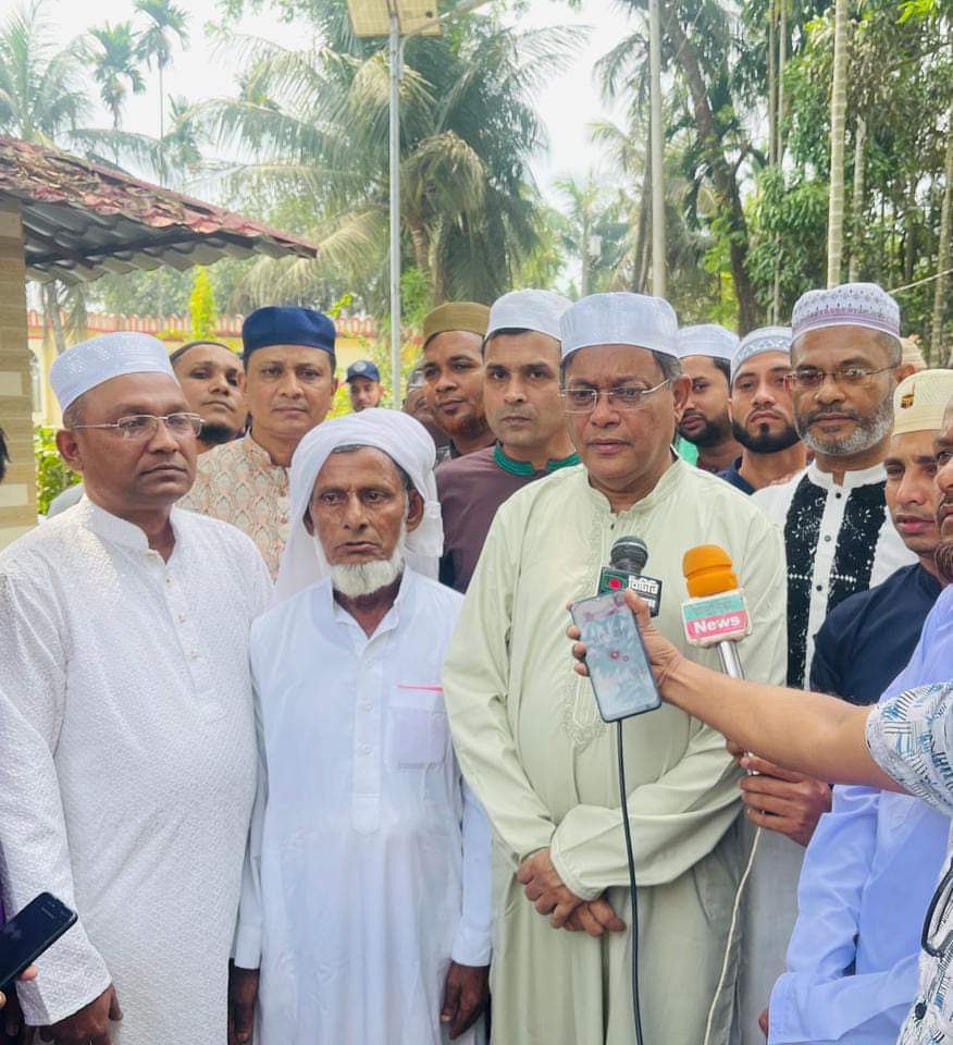 দেশ থেকে অপরাজনীতি চিরতরে দূর হওয়ার প্রার্থনা পররাষ্ট্রমন্ত্রীর