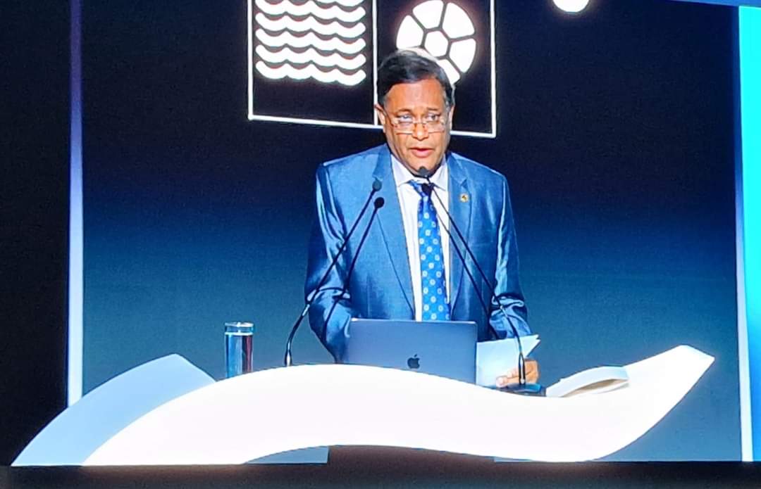 এথেন্স সম্মেলন : দায়িত্বশীল ও টেকসই সমুদ্র ব্যবস্থাপনায় সম্মিলিত প্রয়াসের আহ্বান পররাষ্ট্রমন্ত্রীর