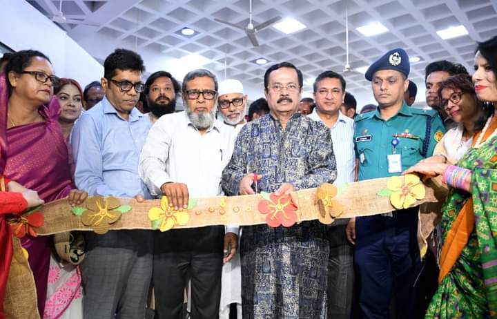 পাট পণ্যের উন্নয়ন ও বিপণনে একটি সমন্বিত পথনকশা প্রণয়ন করা হবে…বস্ত্র ও পাট মন্ত্রী নানক
