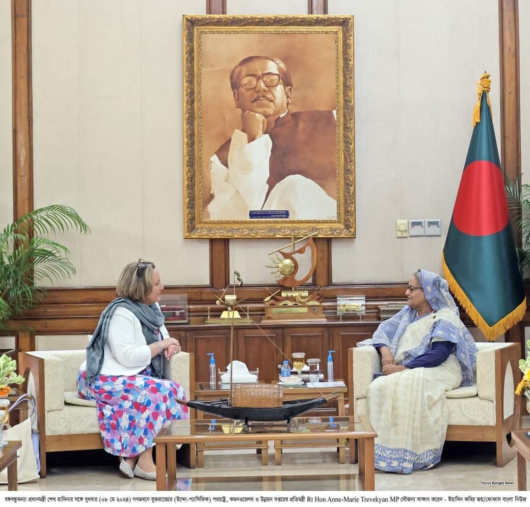 রোহিঙ্গা প্রত্যাবাসনে যুক্তরাজ্যের সহায়তা চেয়েছেন প্রধানমন্ত্রী