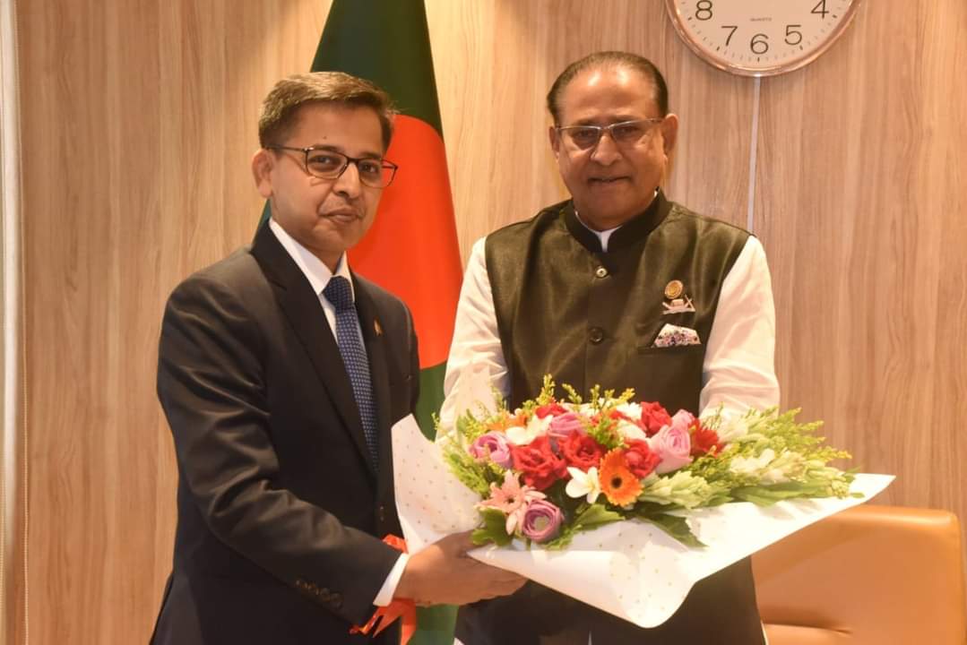 ‘মৎস্য ও প্রাণিসম্পদ মন্ত্রীর সাথে বাংলাদেশে নিযুক্ত ভারতের হাইকমিশনারের সৌজন্য সাক্ষাত অনুষ্ঠিত’