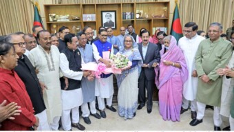 ষড়যন্ত্র মোকাবিলা করে আওয়ামী লীগ দেশকে এগিয়ে নিয়ে যাবে: বঙ্গবন্ধু কন্যা প্রধানমন্ত্রী শেখ হাসিনা