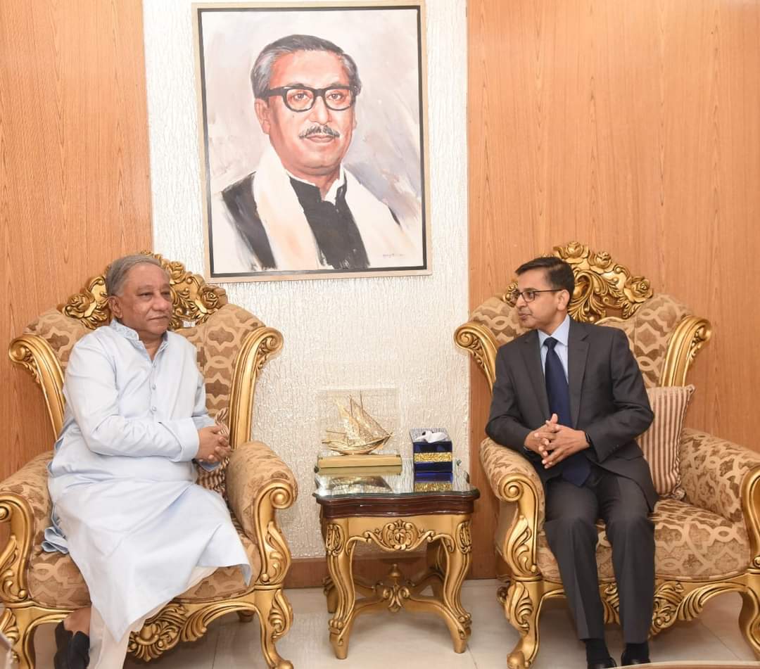 যুব ও ক্রীড়া মন্ত্রীর সাথে ঢাকায় নিযুক্ত ভারতের হাইকমিশনারের সাক্ষাৎ
