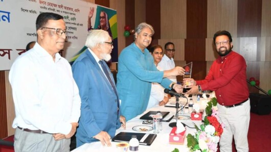 বাংলাদেশের অন্যতম শীর্ষ গণমাধ্যম দৈনিক ভোরের কাগজ বাংলাদেশের শ্রেষ্ঠ জাতীয দৈনিক হিসেবে প্রেস কাউন্সিল পুরস্কার ২০২৩ পেয়েছে।