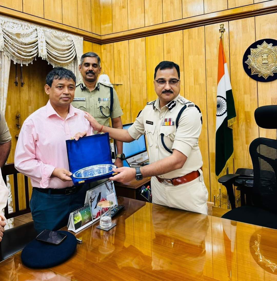 সংসদ সদস্য আনোয়ারুল আজিম আনার হত্যাকান্ডের তদন্ত করতে কলকাতা আসার পর থেকেই পশ্চিমবঙ্গ প্রশাসনের কর্মকর্তাদের ব্যাপক সহযোগিতা পেয়েছি।