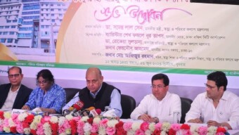 নিজস্ব সক্ষমতায় নগরবাসীর প্রাথমিক স্বাস্থ্যসেবার কলেবর বৃদ্ধি করতে চাইঃ ঢাদসিক মেয়র ব্যারিস্টার শেখ তাপস