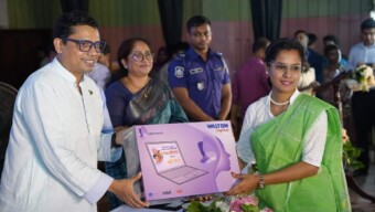 দুটি হাইটেক পার্কের ভিত্তিপ্রস্তর স্থাপন এবং ২৬৫ জন নারী প্রশিক্ষণার্থীকে ল্যাপটপ বিতরণ করলেন প্রতিমন্ত্রী পলক