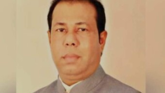 প্রধানমন্ত্রী শেখ হাসিনার বাসার সাবেক পিয়ন মো. জাহাঙ্গীর আলমের ব্যাংক হিসাব জব্দের নির্দেশ দিয়েছে বাংলাদেশ ব্যাংক।