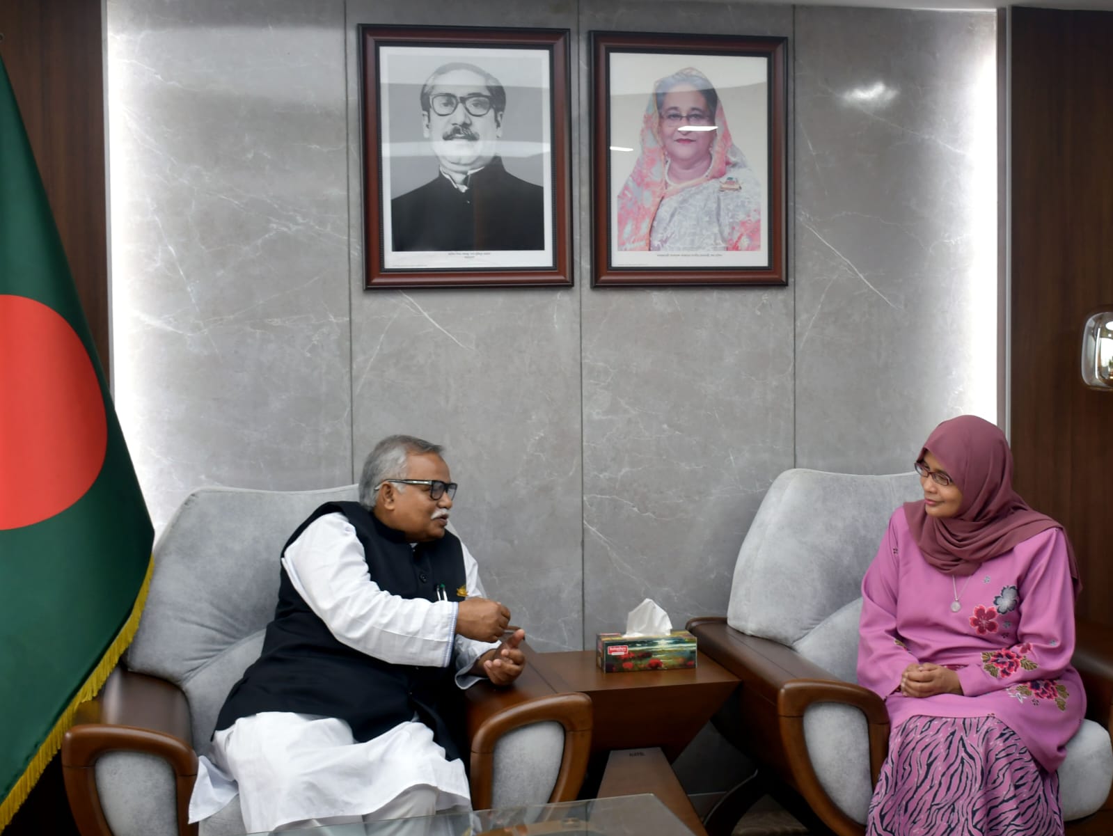 নতুন শ্রমবাজার সৃষ্টির জন্য কাজ করছি: প্রবাসী কল্যাণ প্রতিমন্ত্রী