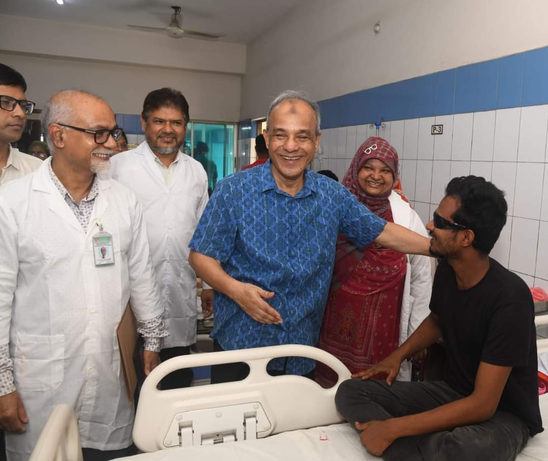 বৈষম্য বিরোধী ছাত্র আন্দোলনে আহতদের চিকিৎসায় সরকার সব ধরনের সহযোগিতা করবে- স্বরাষ্ট্র উপদেষ্টা