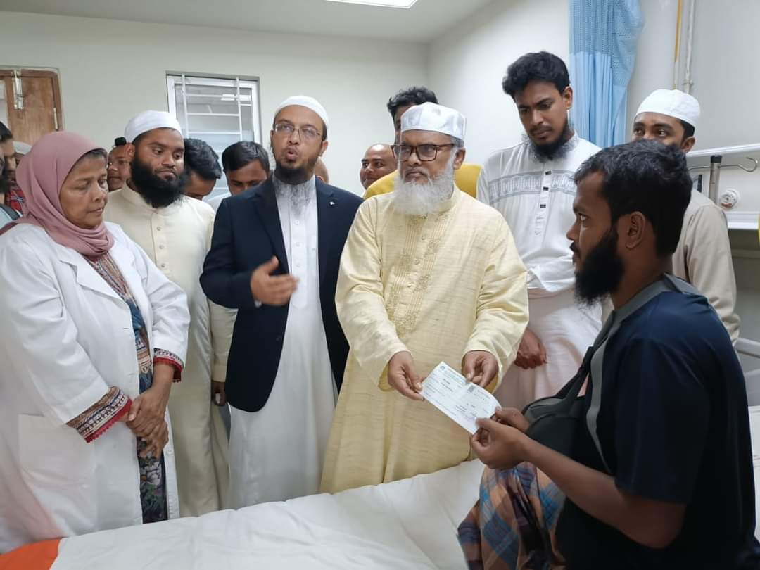 জুলাই বিপ্লবে হতাহতদের সাহায্যে ফাউন্ডেশন গঠনের প্রক্রিয়া শুরু করছে সরকার- ধর্ম উপদেষ্টা