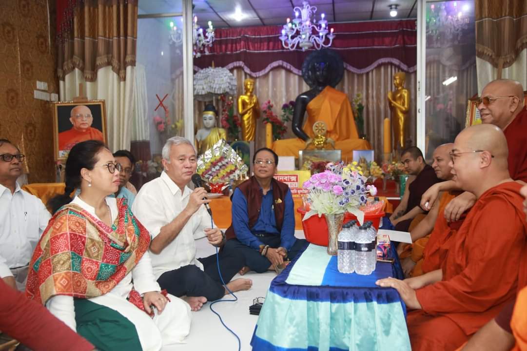 বাসাবো ধর্মরাজিক বৌদ্ধবিহার পরিদর্শন করেন পার্বত্য চট্টগ্রাম উপদেষ্টা সুপ্রদীপ চাকমা
