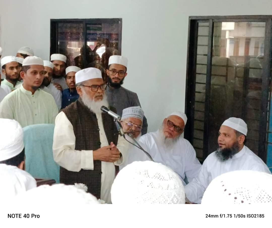 দুর্নীতিকে প্রশ্রয় দেওয়া হবে না – ধর্ম উপদেষ্টা