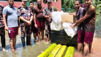 ফেনীতে বিজিবির মেডিকেল ক্যাম্পেইন: বন্যাদুর্গত ৫০০ জন রোগীকে বিনামূল্যে চিকিৎসাসেবা ও ওষুধ প্রদান