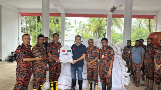 বন্যাদুর্গত এলাকার জন্য ফায়ার সার্ভিসের কাছে টার্কির ত্রাণসামগ্রী