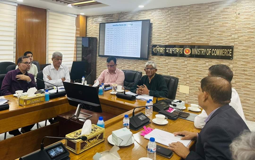 ব্যবসায়ী সিন্ডিকেটের সাথে কোন কম্প্রোমাইজ করবো না : বাণিজ্য উপদেষ্টা