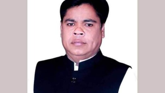 সাবেক সাংসদ আবুল কালাম আজাদকে গ্রেফতারের জন্য পুলিশের অভিযান চলমান রয়েছে।