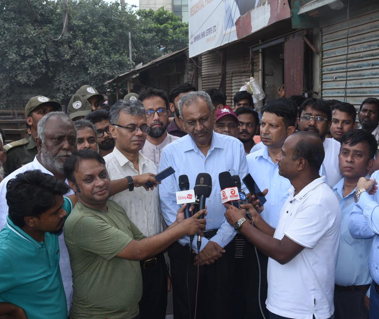 সুচারুভাবে আরো দ্রুততার সাথে নাগরিক সেবায় দেওয়ার প্রচেষ্টা অব্যাহত থাকবেঃ ঢাদসিক প্রশাসক ড. মহঃ শের আলী