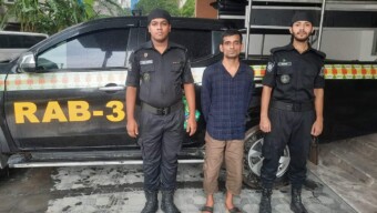 কাশিমপুর হাইসিকিউরিটি কেন্দ্রীয় কারাগার হতে পলাতক মৃত্যুদন্ডপ্রাপ্ত আসামি এমদাদুল হক @ গন্ডার র‍্যাবের হাতে আটক