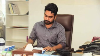 সরকারকে খুশি করার প্রয়োজন নেই, স্বাধীনভাবে জনগণের পক্ষে প্রচার করুন- তথ্য উপদেষ্টা