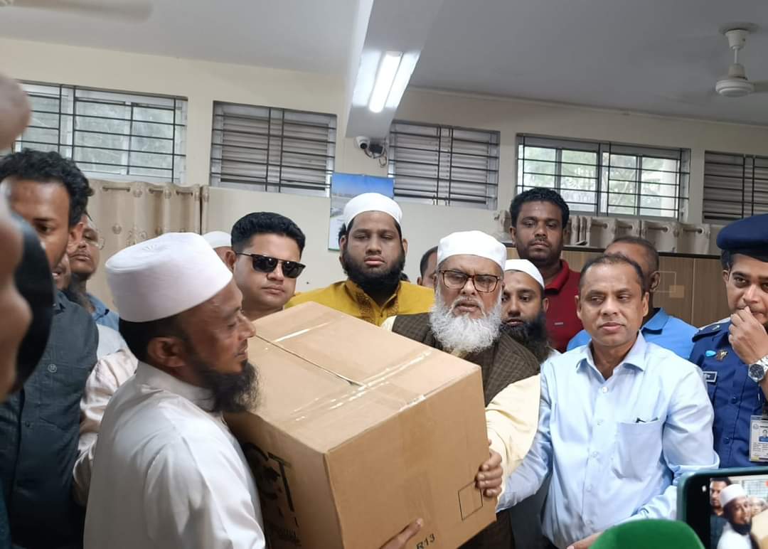 জনগণের দুঃখ-বেদনায় সবসময় পাশে থাকবে সরকার-ধর্ম উপদেষ্টা