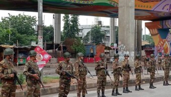 যৌথ বাহিনীর অভিযানে সারাদেশে এ পর্যন্ত ৫৩টি অস্ত্র উদ্ধার ও ২৫ জন গ্রেপ্তার
