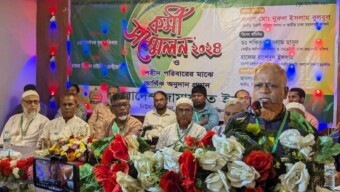 রাজধানীর নিউমার্কেটে গণ-অভ্যুত্থানে শহীদ পরিবারে জামায়াতের আর্থিক অনুদান প্রদান