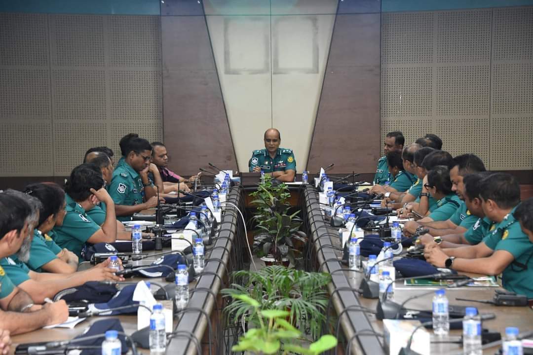 সর্বসাধারণের প্রতি উত্তম ব্যবহার ও আইনের যথাযথ প্রয়োগ করে ট্রাফিক শৃঙ্খলা রক্ষা করতে হবে : ডিএমপি কমিশনার