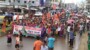 পার্বত্য চট্টগ্রামের খাগড়াছড়িতে মানববন্ধন ও বি;ক্ষো;ভ সমাবেশ করেছে বাংলাদেশ হিন্দু জাগরন মঞ্চ খাগড়াছড়ি জেলা শাখা। দেশব্যাপী হিন্দুদের উপর নি;র্যা;তন, ঘর-বাড়ি, ব্যবসা প্রতিষ্ঠান, মঠ-মন্দিরে আক্র;মণের প্রতিবাদে এ মানববন্ধন ও বি;ক্ষো;ভ সমাবেশ আয়োজন করা হয় । আয়োজিত সমাবেশ থেকে সরকারের কাছে ৮ দফা বাস্তবায়নের আহবান জানানো হয়।
