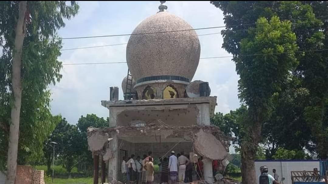 মাজারের শান্তি-শৃঙ্খলা রক্ষায় জেলা প্রশাসকদেরকে ব্যবস্থা গ্রহণের নির্দেশ দিয়েছে ধর্ম বিষয়ক মন্ত্রণালয়