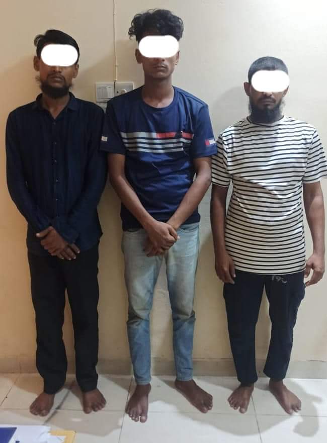 সিএমপির বায়েজিদ বোস্তামী থানা পুলিশের অভিযানে গাজীপুর থেকে চুরি হওয়া ১০,০৯০ পিস টি-শার্ট চট্টগ্রামে উদ্ধার।