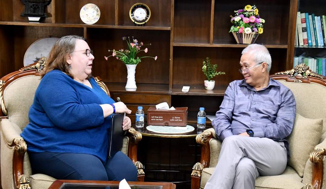 পার্বত্য চট্টগ্রাম বিষয়ক মন্ত্রণালয়ের মাননীয় উপদেষ্টার সাথে ঢাকায় নিযুক্ত মার্কিন দূতাবাসের প্রতিনিধি দলের সাক্ষাৎ