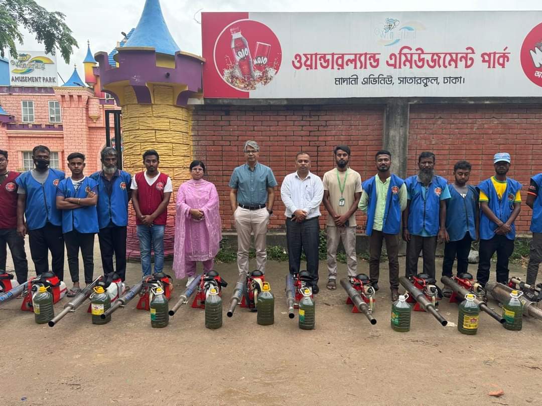 ডেঙ্গু প্রতিরোধে লার্ভিসাইড স্প্রে করা হয়েছে ৯ হাজার স্থানে”