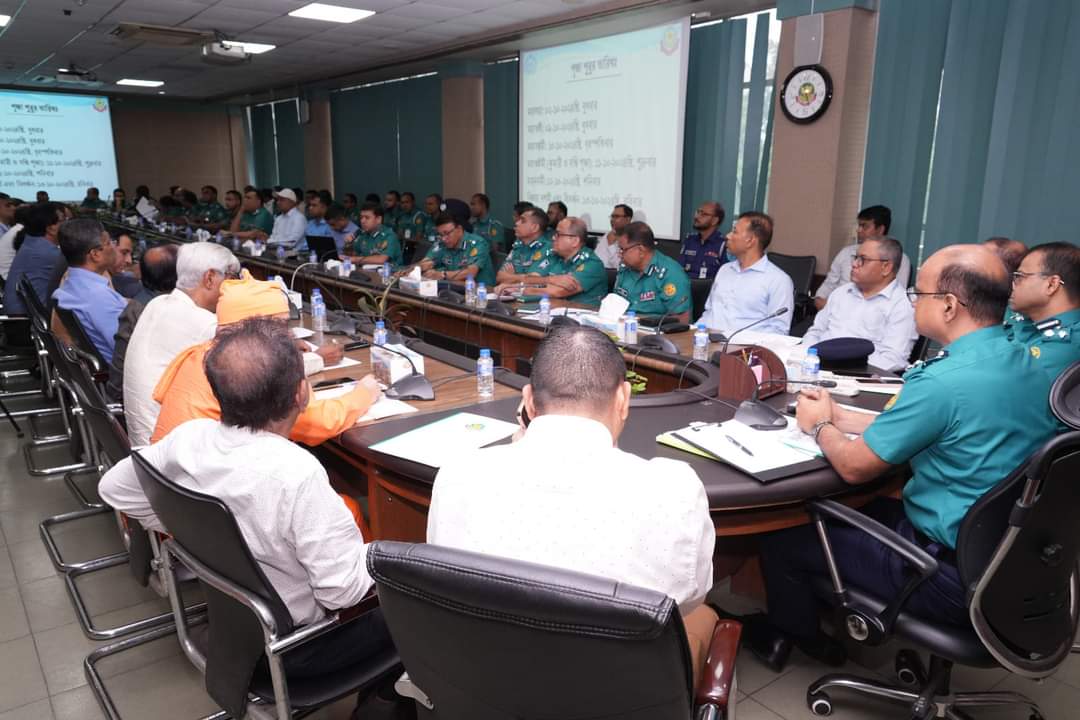 দুর্গাপূজায় মহানগরের প্রতিটি পূজা মণ্ডপের নিরাপত্তায় সর্বোচ্চ সতর্ক থাকবে পুলিশ: ডিএমপি কমিশনার